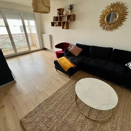 Eclat Contemporain -310 Apartment