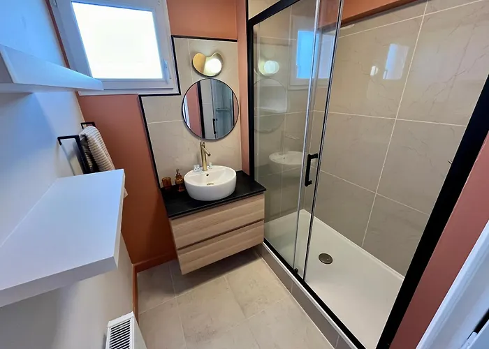 Eclat Contemporain -310 Apartment